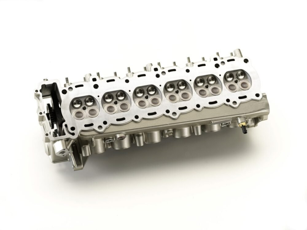 BMW 6 Series Cylinder Head (Used)