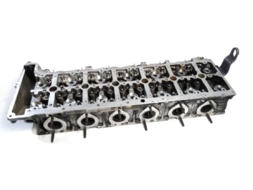 BMW X4 Cylinder Head (Used)